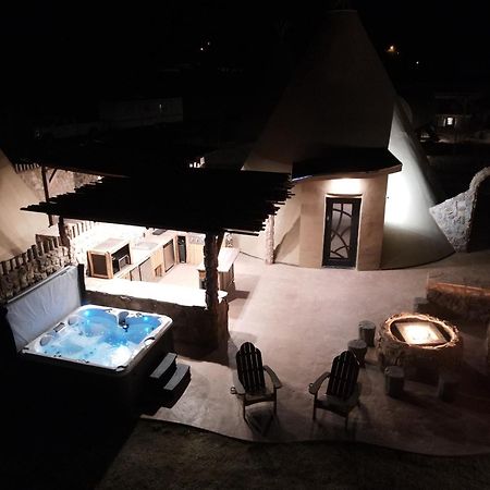 Zion White Bison Glamping & Rv Resort Virgin Exterior foto