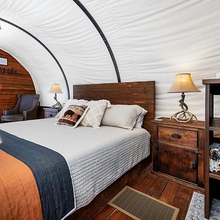 Zion White Bison Glamping & Rv Resort Virgin Exterior foto