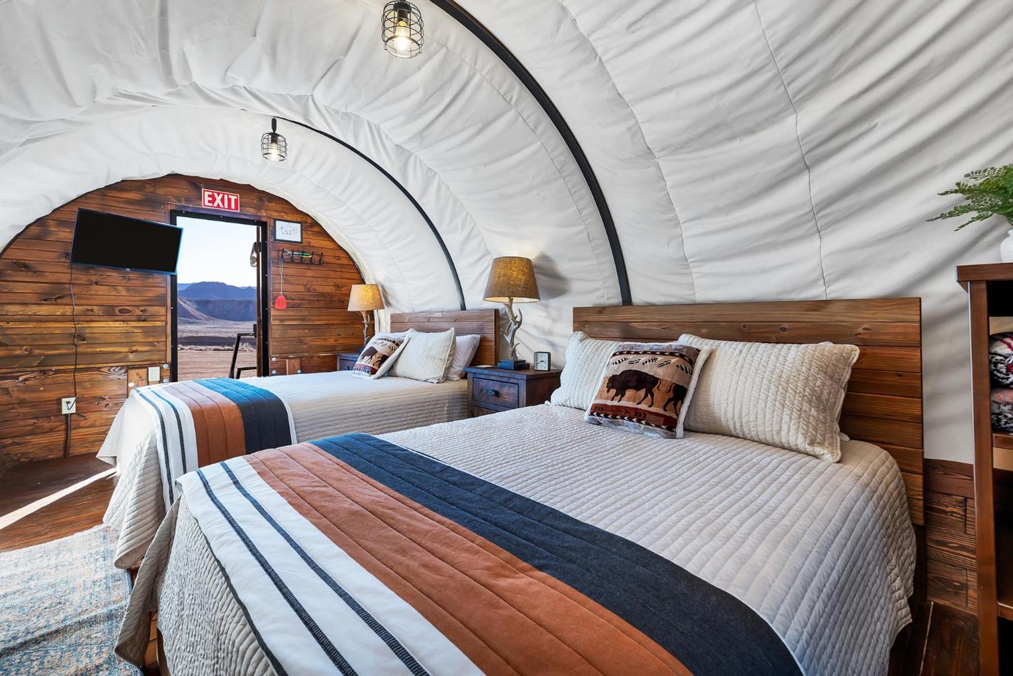 Zion White Bison Glamping & Rv Resort Virgin Exterior foto