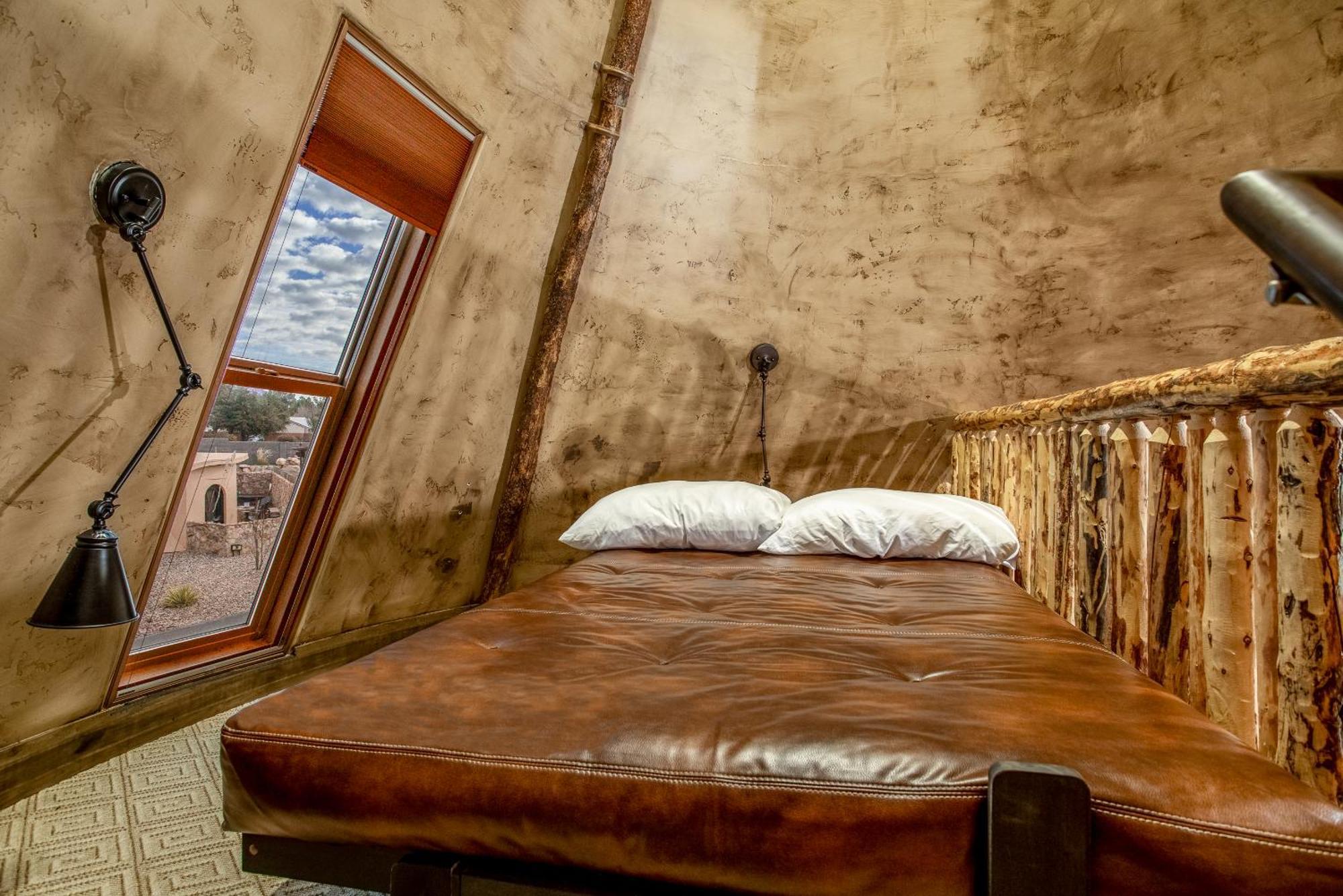 Zion White Bison Glamping & Rv Resort Virgin Exterior foto