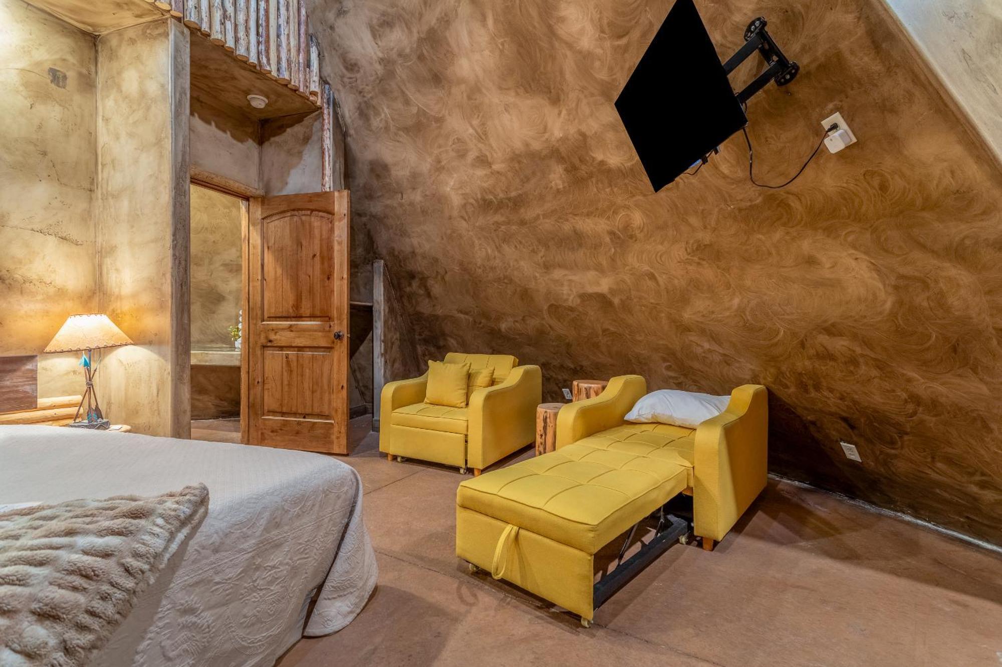 Zion White Bison Glamping & Rv Resort Virgin Exterior foto