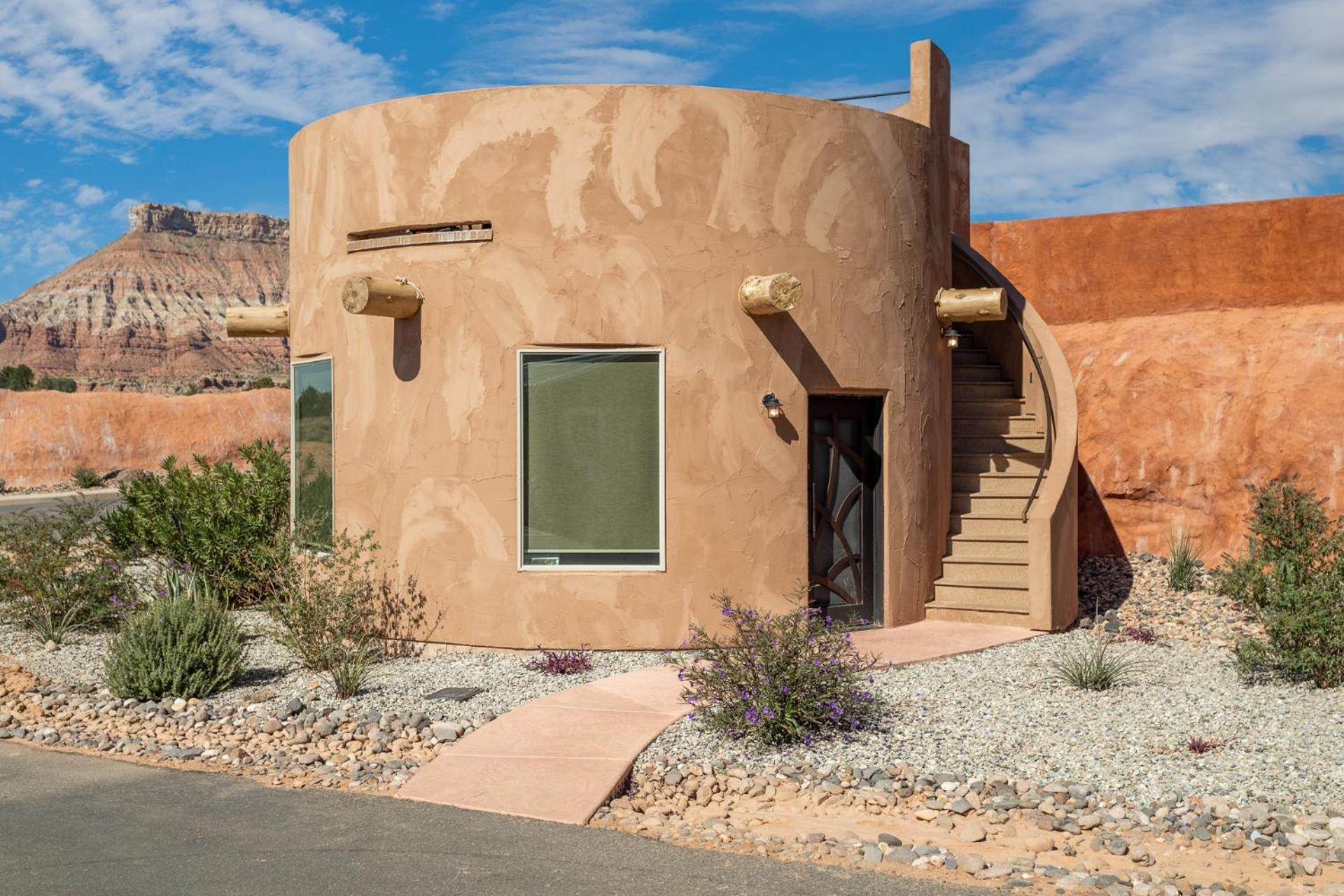Zion White Bison Glamping & Rv Resort Virgin Exterior foto