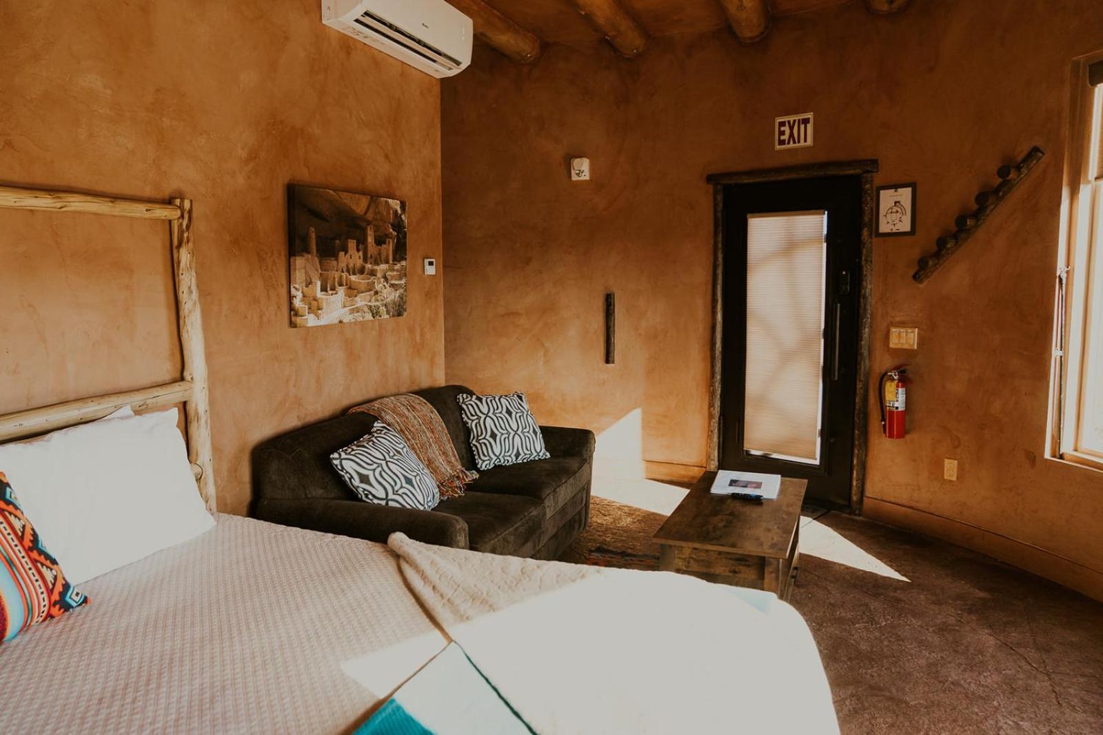 Zion White Bison Glamping & Rv Resort Virgin Exterior foto