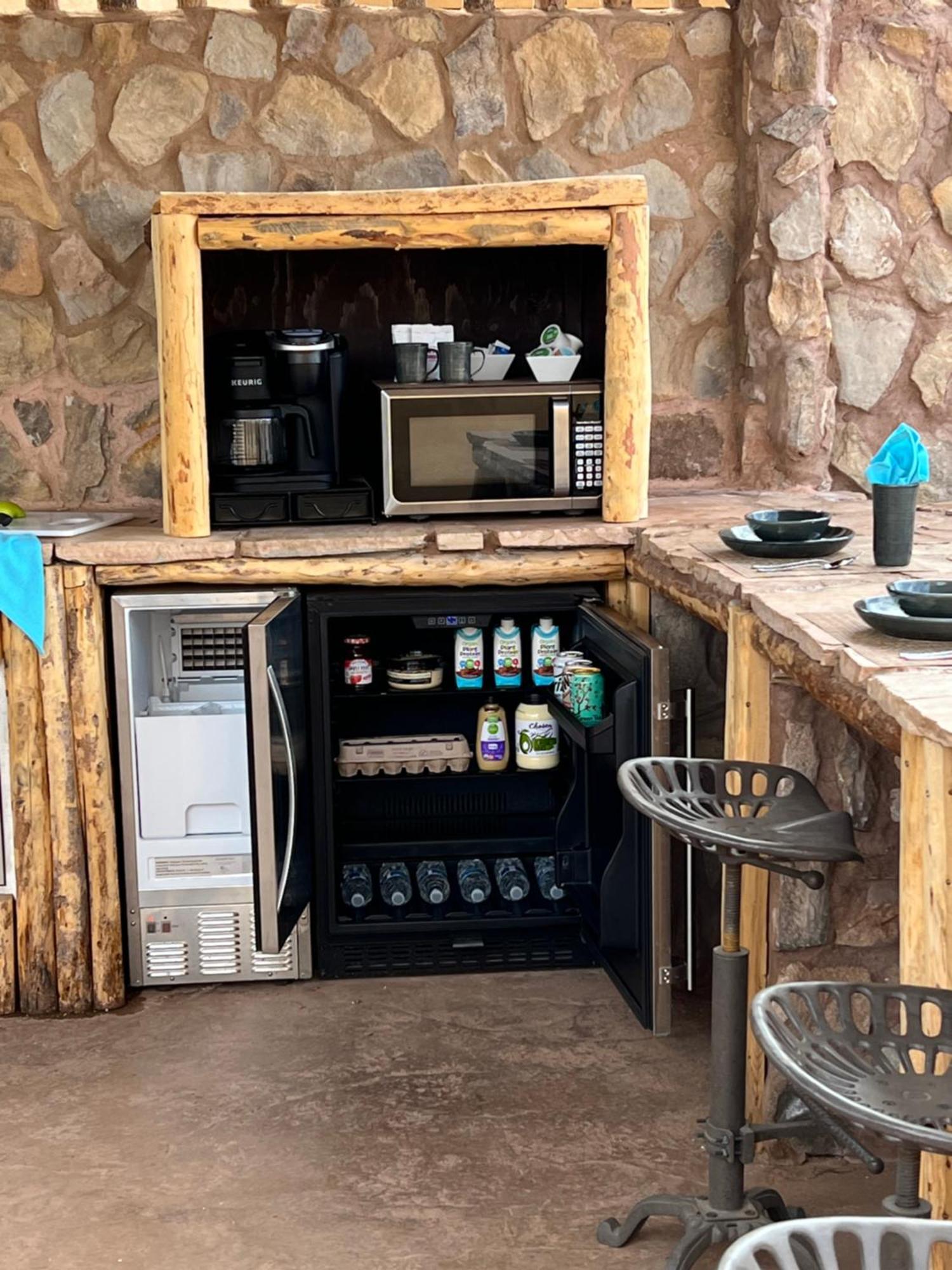 Zion White Bison Glamping & Rv Resort Virgin Exterior foto