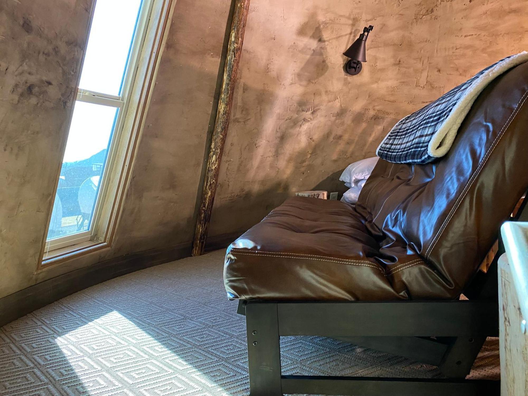Zion White Bison Glamping & Rv Resort Virgin Exterior foto